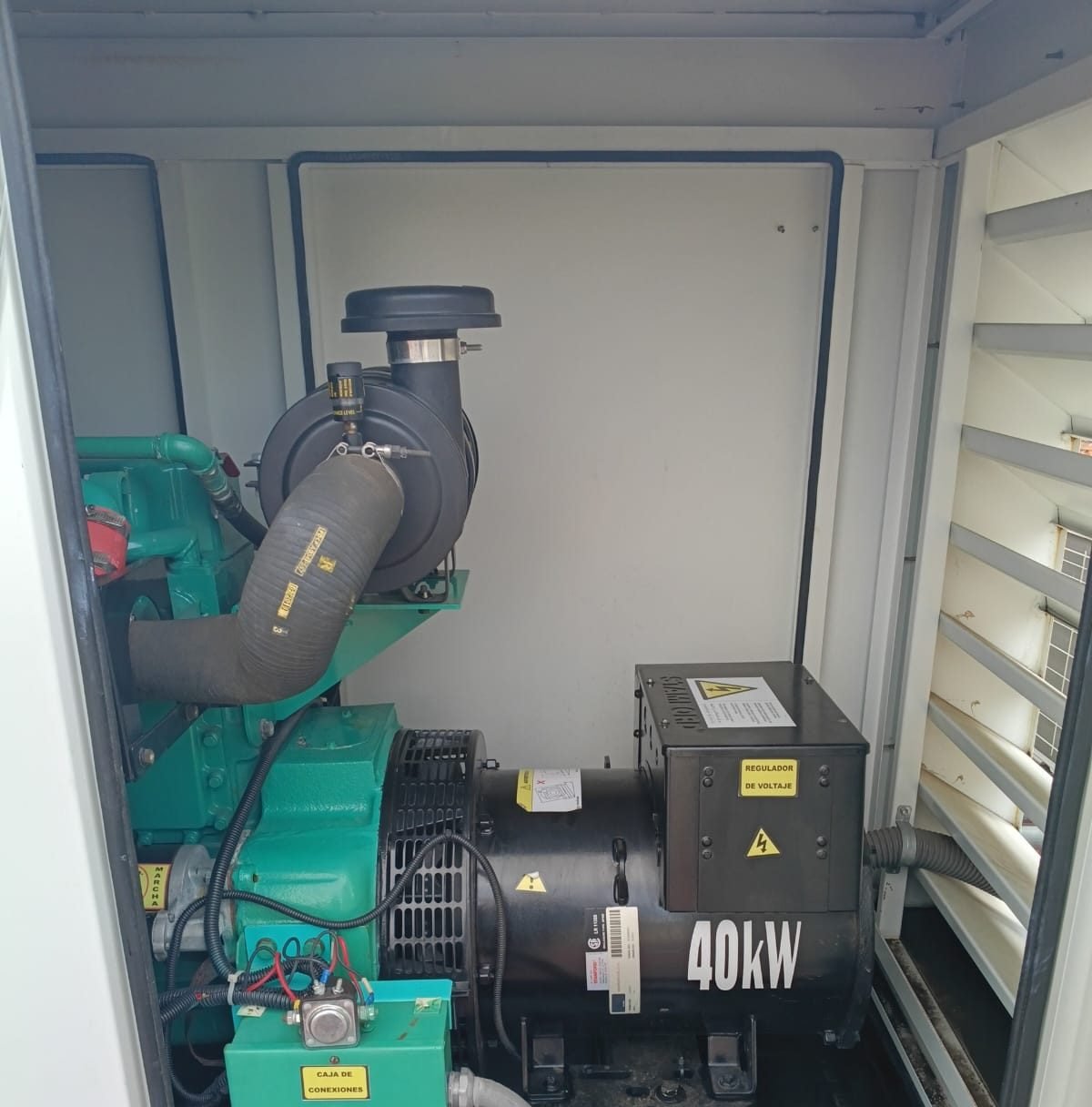 Planta de emergencia de 40kW Cummins/Stamford lista tras mantenimiento